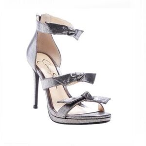 Jessica Simpson Silver Heels  Kaycie Stiletto Heels  Glittery Size 8